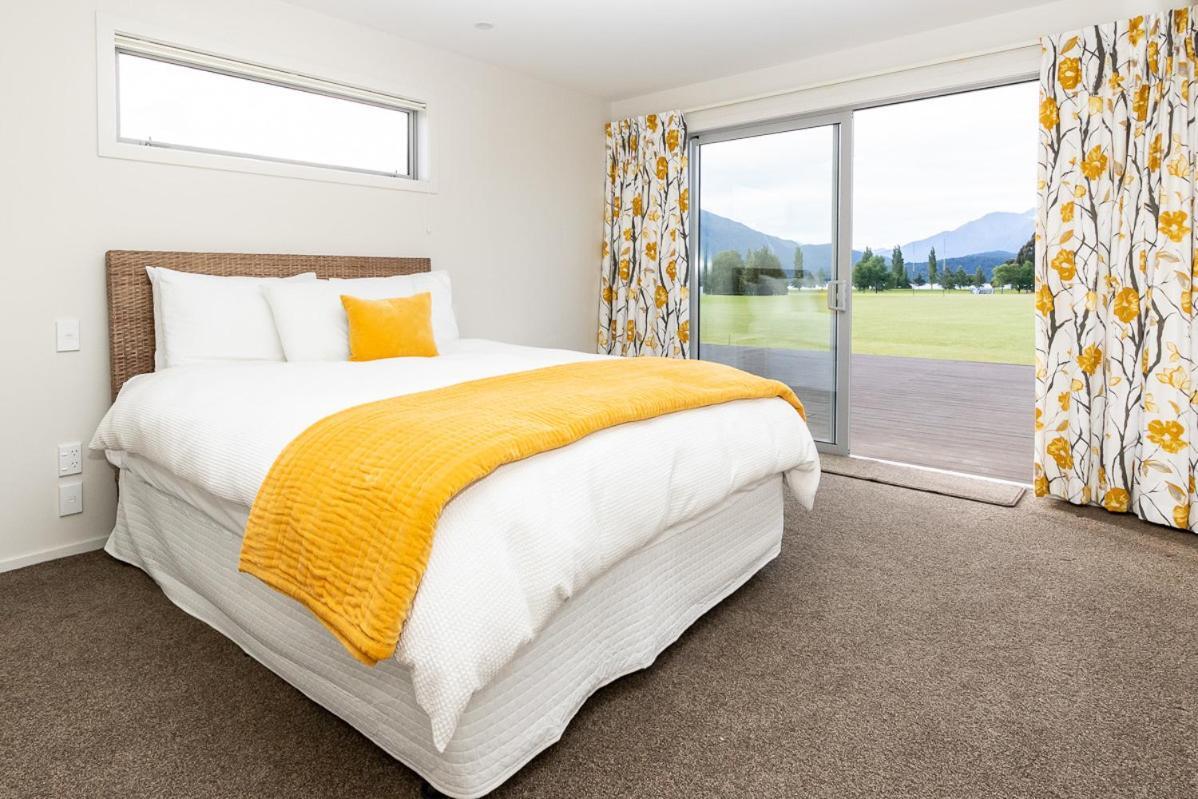 Poppa Pete'S - Te Anau Holiday Home מראה חיצוני תמונה