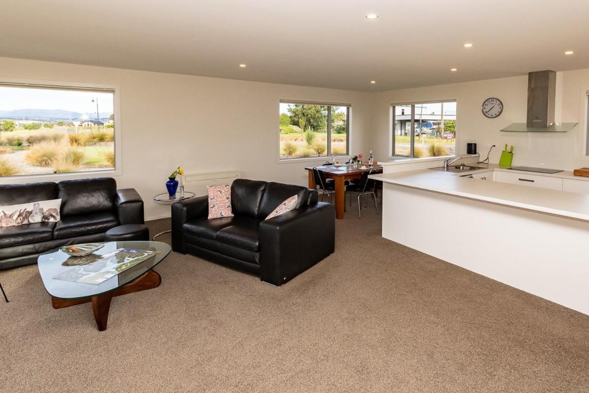 Poppa Pete'S - Te Anau Holiday Home מראה חיצוני תמונה